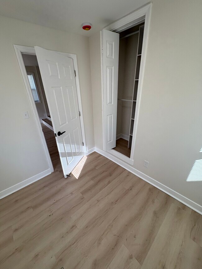 Foto del edificio - 1317 Michigan St