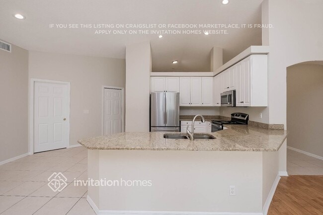 Building Photo - 2618 Brookville Dr