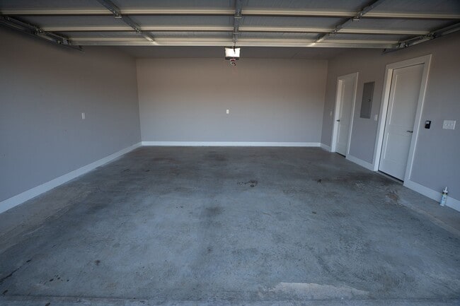 Foto del edificio - 3-bedroom, 2-bathroom home located in the beautiful Pea Ridge, AR