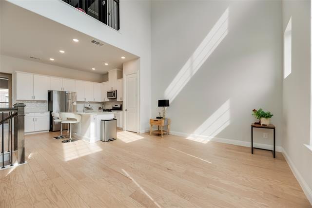 Foto del edificio - 8102 Foraker St