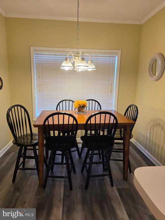 Foto del edificio - 100 Cascade Ln