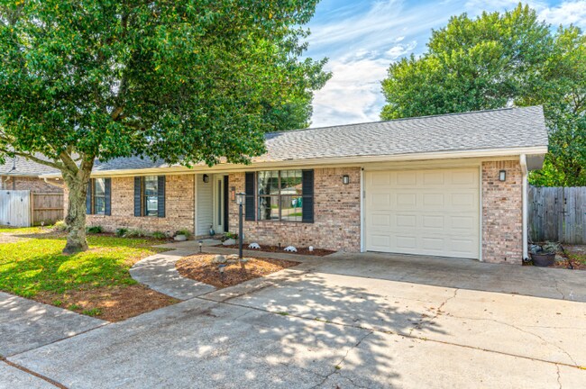 Building Photo - 344 Sailfish Dr