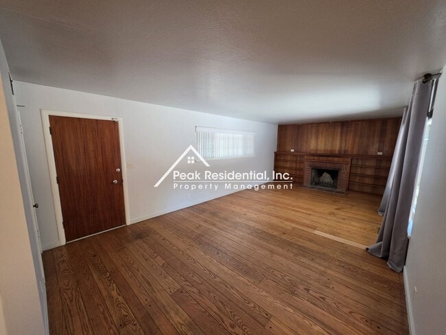 Building Photo - Very Nice 3bd/1.5ba House!
