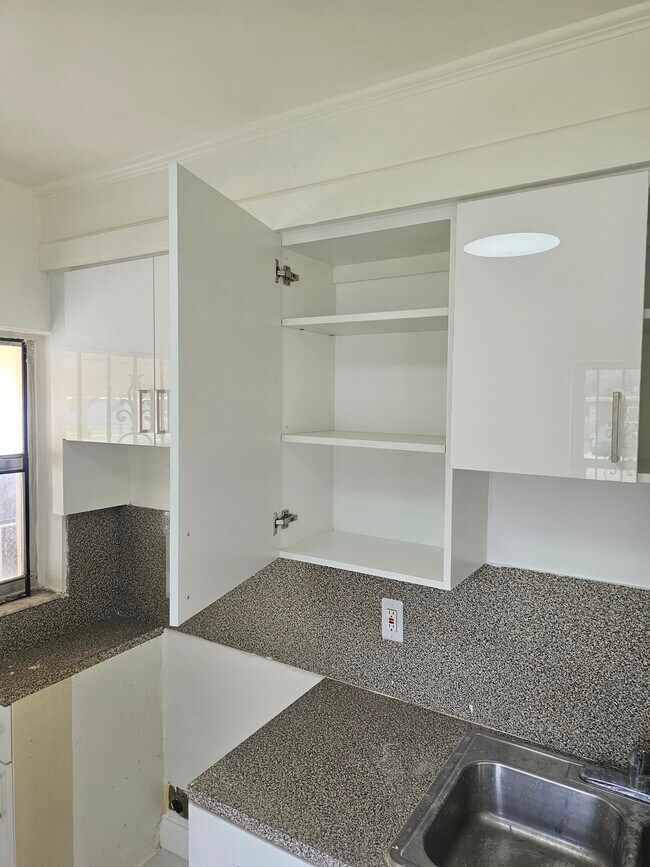 Foto del edificio - 2983 NW 69th Ter