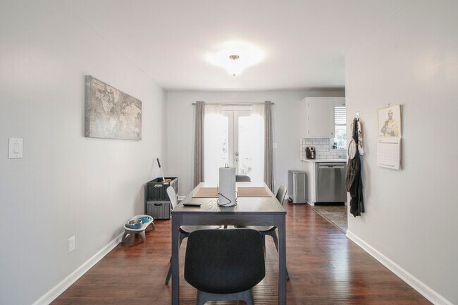 Foto del edificio - 260 Windmeade Cir