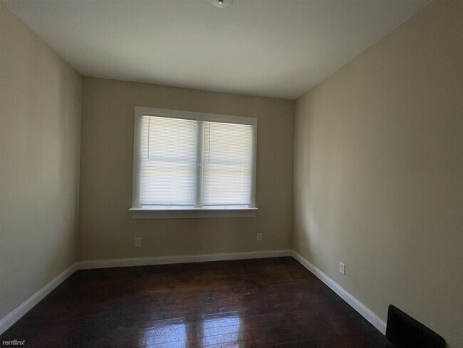 Foto del edificio - 1 br, 1 bath House - 718 North Bosart Avenue