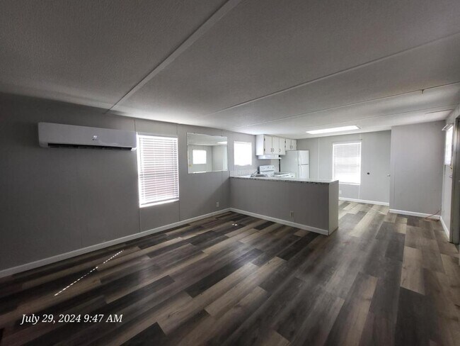 Building Photo - 524 S Eden Rd