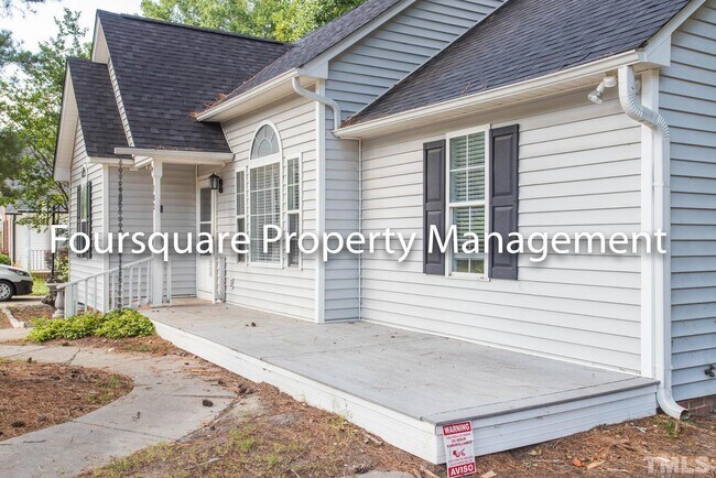 Building Photo - 102 Walbury Dr
