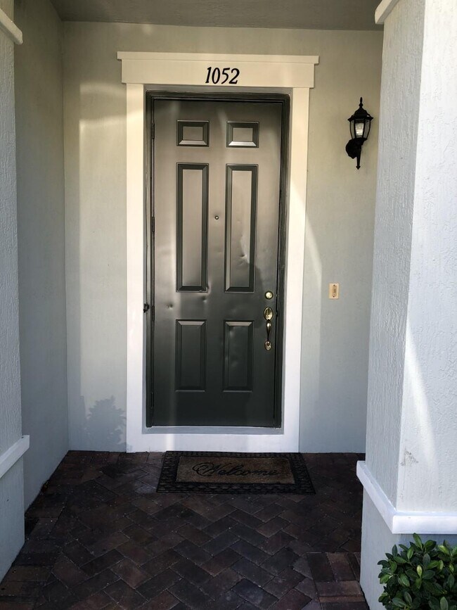 Foto del edificio - 1052 NW 18th Ave