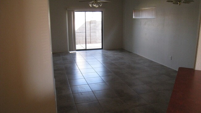 Building Photo - Two Bedroom Townhome