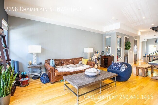 Foto del edificio - 2298 Champlain St NW