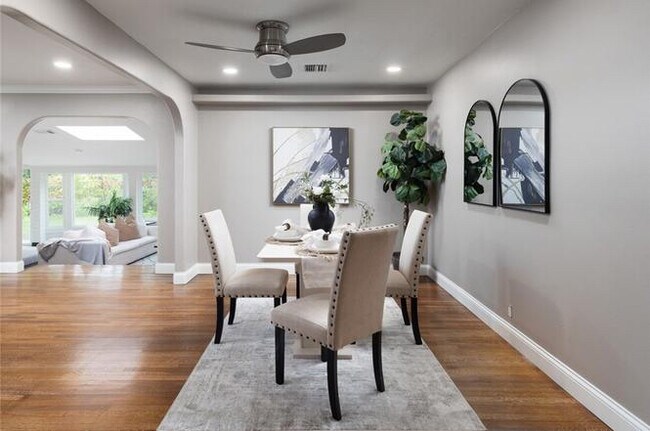 Foto del edificio - 14191 Lambeth Way