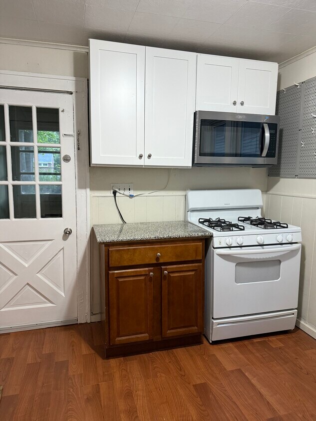 Foto principal - 258 S Allen St