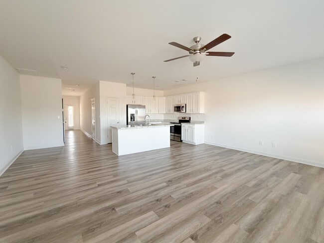 Building Photo - 339 Platt Dr