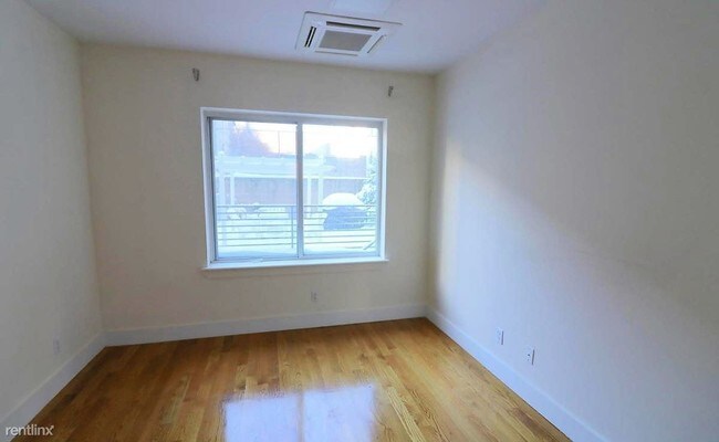 Foto del edificio - 2 br, 2 bath Apartment - 244 Union Ave 1B