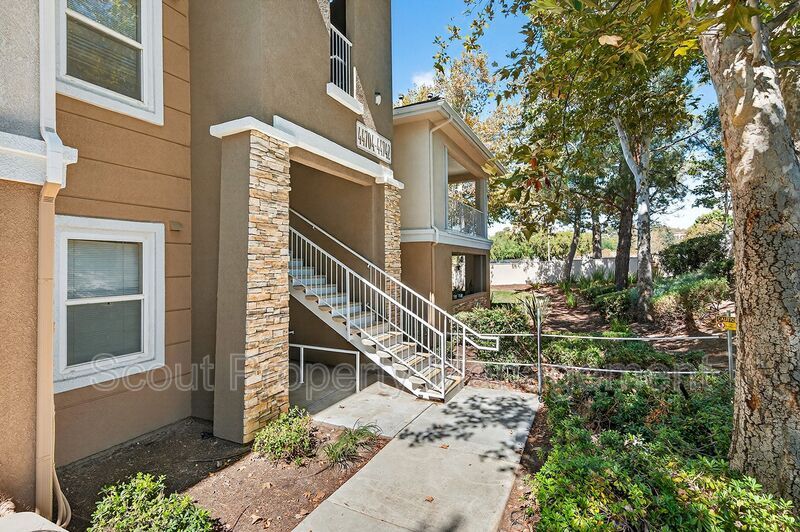 Primary Photo - 44722 Adam Ln