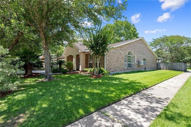 Foto del edificio - 1044 Breckenridge Dr