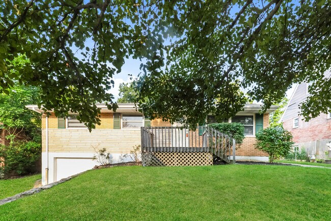 Building Photo - Cute 3 Bedroom Home in Cincinnati, OH