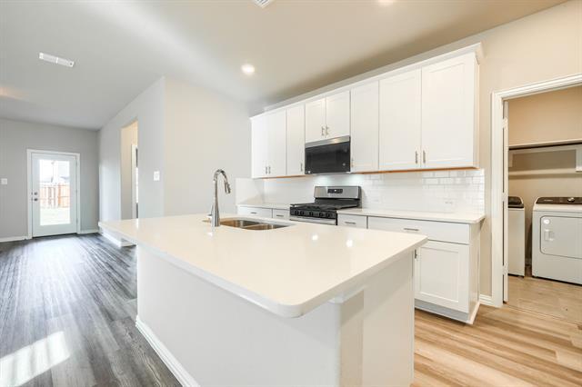 Foto del edificio - 620 Hemingway Ln