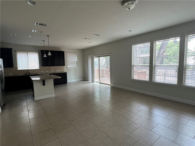 Foto del edificio - 10602 Turnbull Loop