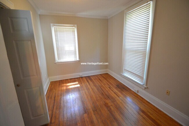 Foto del edificio - 197 Vale Ave