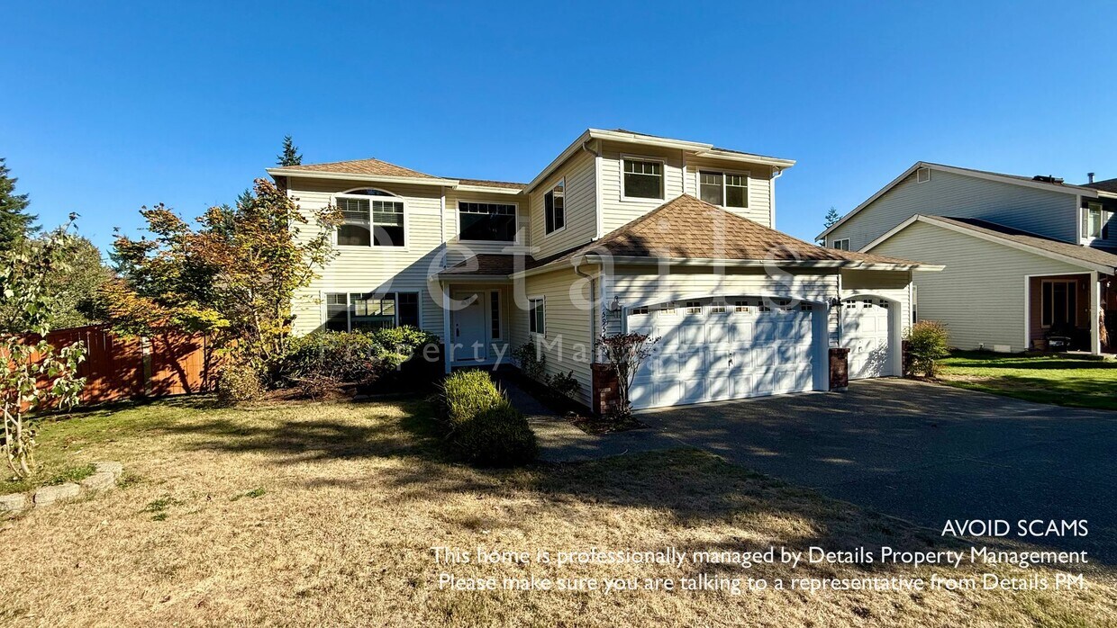 Foto principal - Large 3+ Bedroom Home in Port Orchard w/Ne...