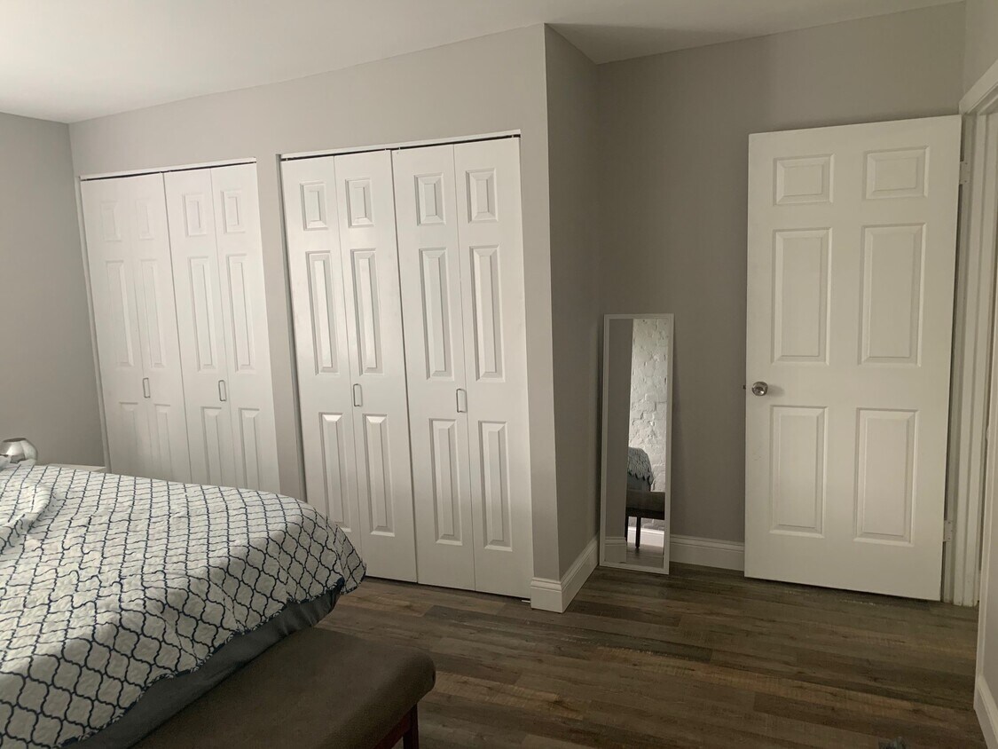 Foto principal - 1808 S Tucker Blvd