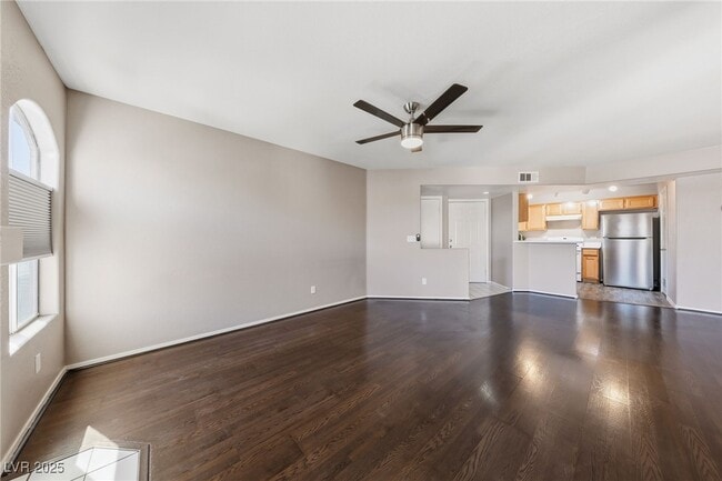 Foto del edificio - 4555 E Sahara Ave