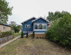 Building Photo - 1535 Cameron St