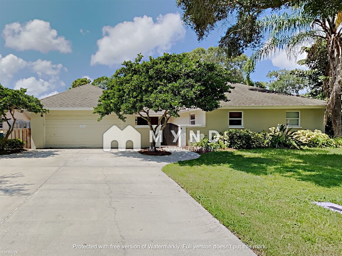 Primary Photo - 4 br, 3.5 bath House - 1880 Oak Forest Dr E