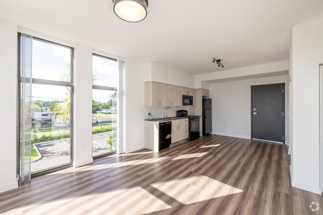 1 habitación, 1 baño - 722 pies cuadrados - Cocina - Naranja Grand I