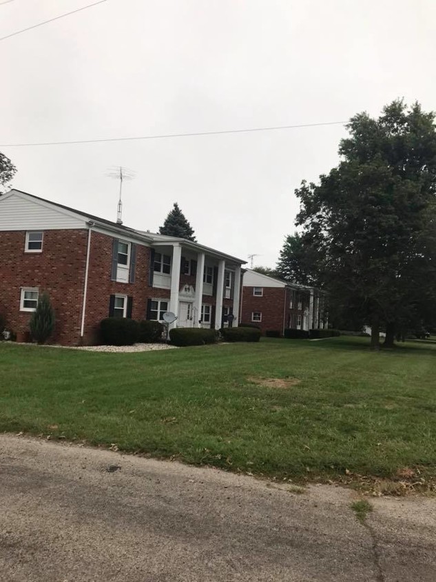 Foto principal - 307 E Coomer St