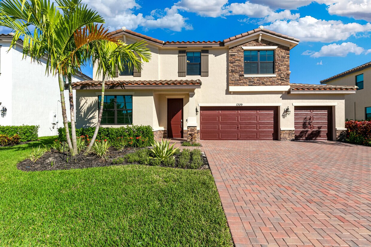 Primary Photo - 1309 Whitcombe Dr