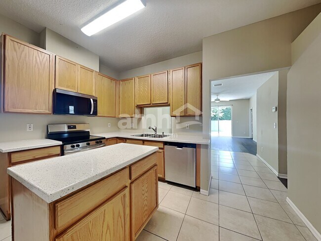 Building Photo - 1345 Brooke View Dr