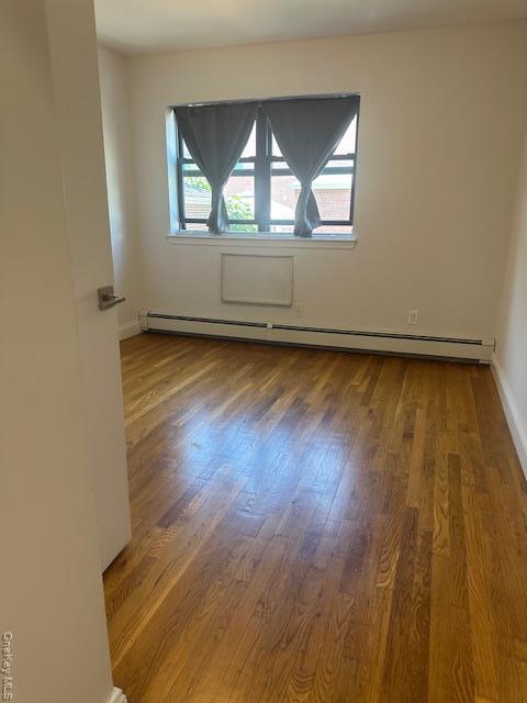 Foto del edificio - 61-40 167th St