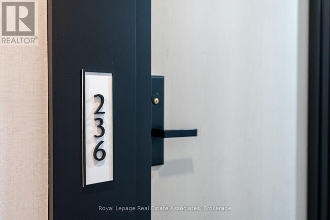 Photo du bâtiment - 500 Wilson Ave