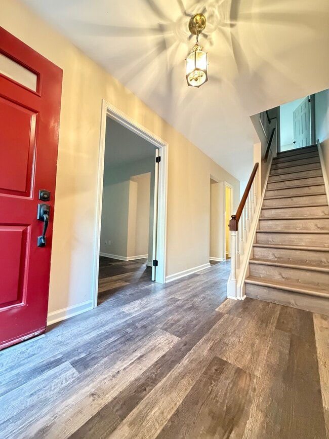 Building Photo - 7 Liberte Ln