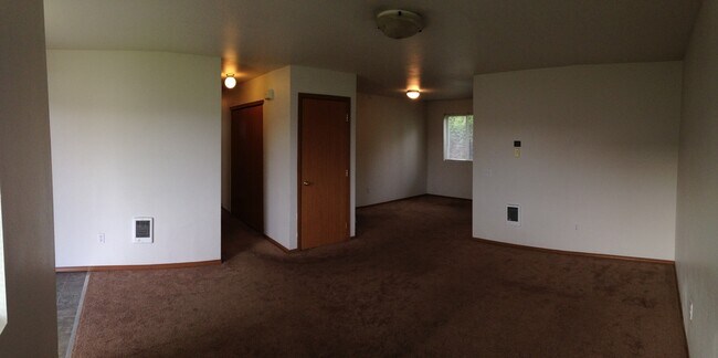 Foto del edificio - 906 Juniper Ave