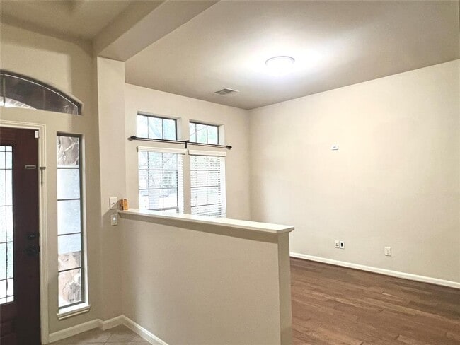 Building Photo - 26203 Ginger Gables Ln