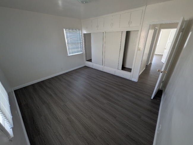 Building Photo - 1621 S Almansor St