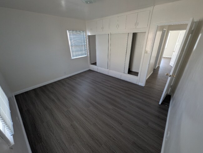 Foto del edificio - 1621 S Almansor St