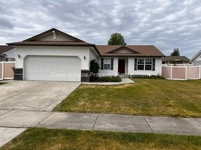 Building Photo - 11091 N Cutlass St