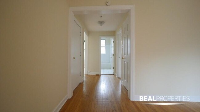 Foto del edificio - 1 bedroom in CHICAGO IL 60657
