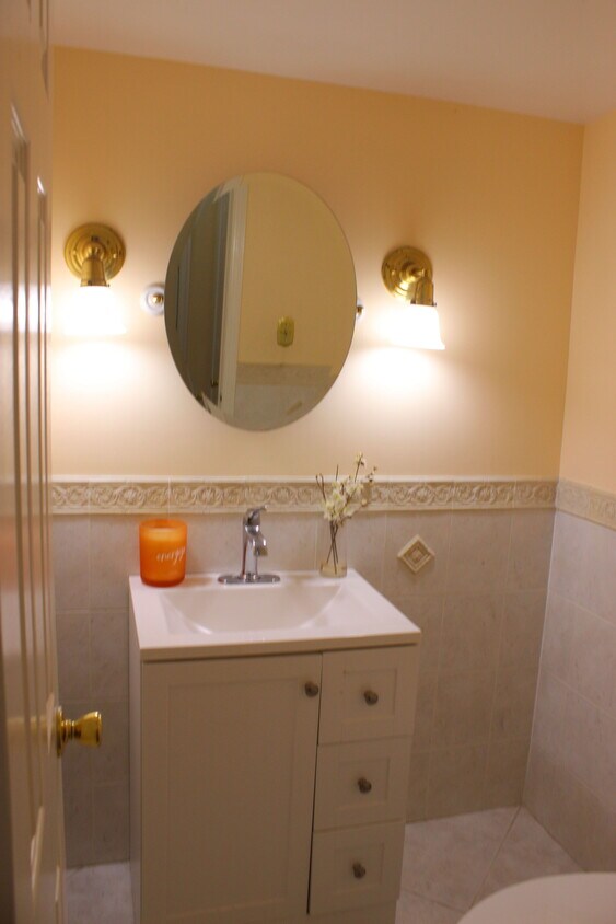 Foto principal - 4 Towpath Ct