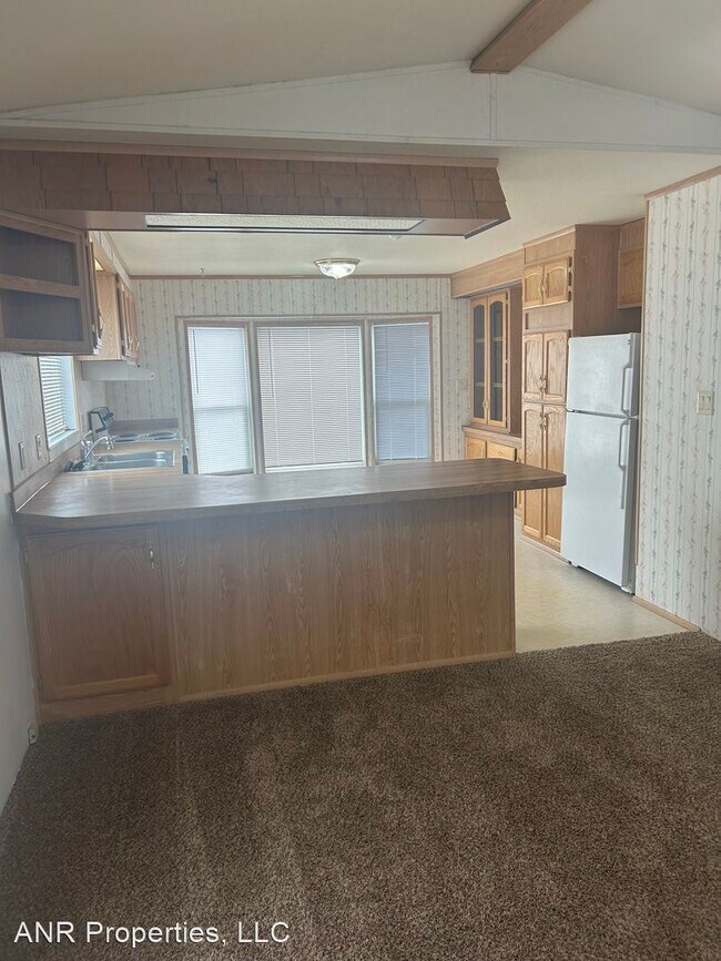 Building Photo - 2 br, 1.5 bath House - 330 W Chubbuck Rd, ...