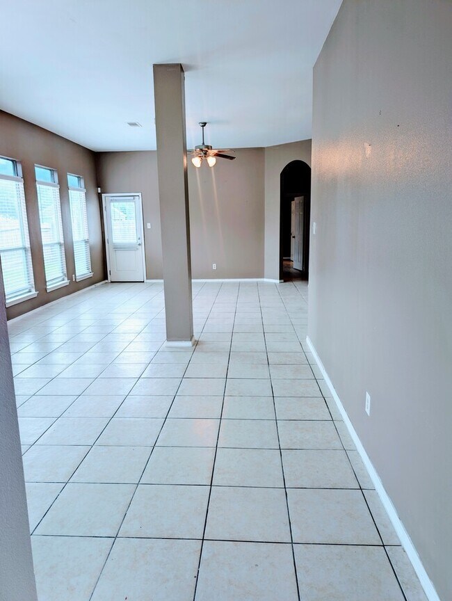 Foto del edificio - Charming 3 beds 2 baths in Houston!