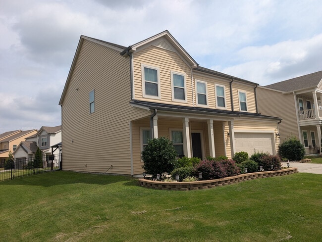 Building Photo - Room in House on Rupell Dr