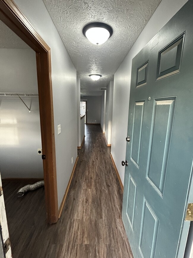 Building Photo - 2849 Plaza Ct