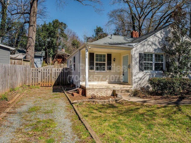 Foto del edificio - 5111 Valley Stream Rd