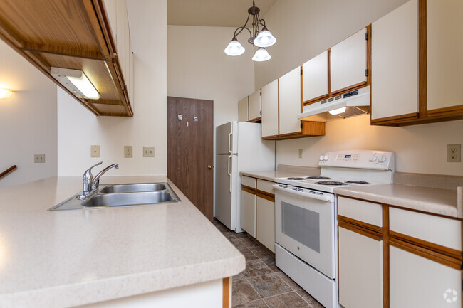 1BR, 1BA - Morningside on the Green